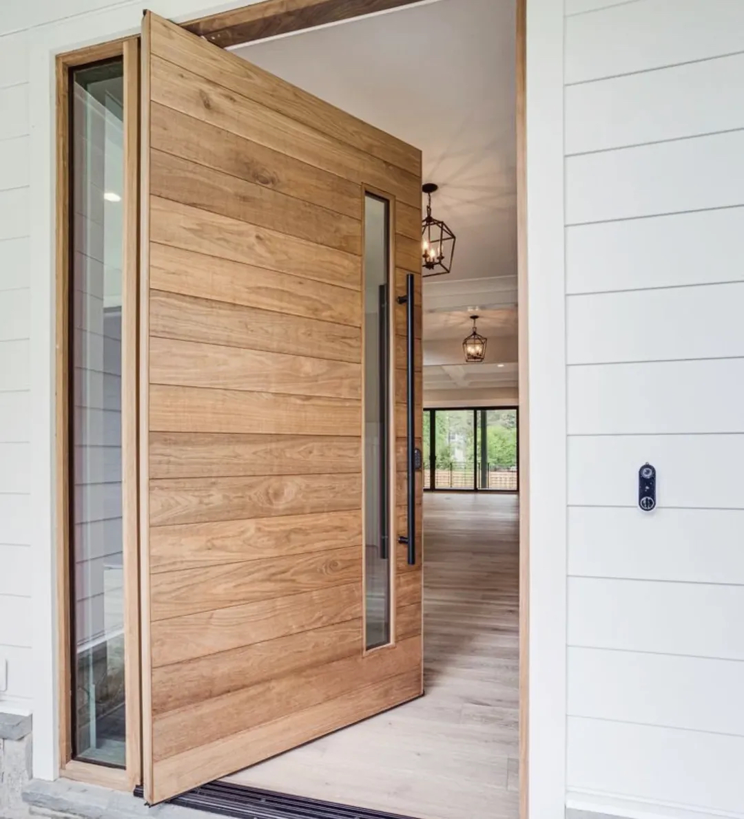 TINNO 原木风入户门：以自然质感，开启归家仪式