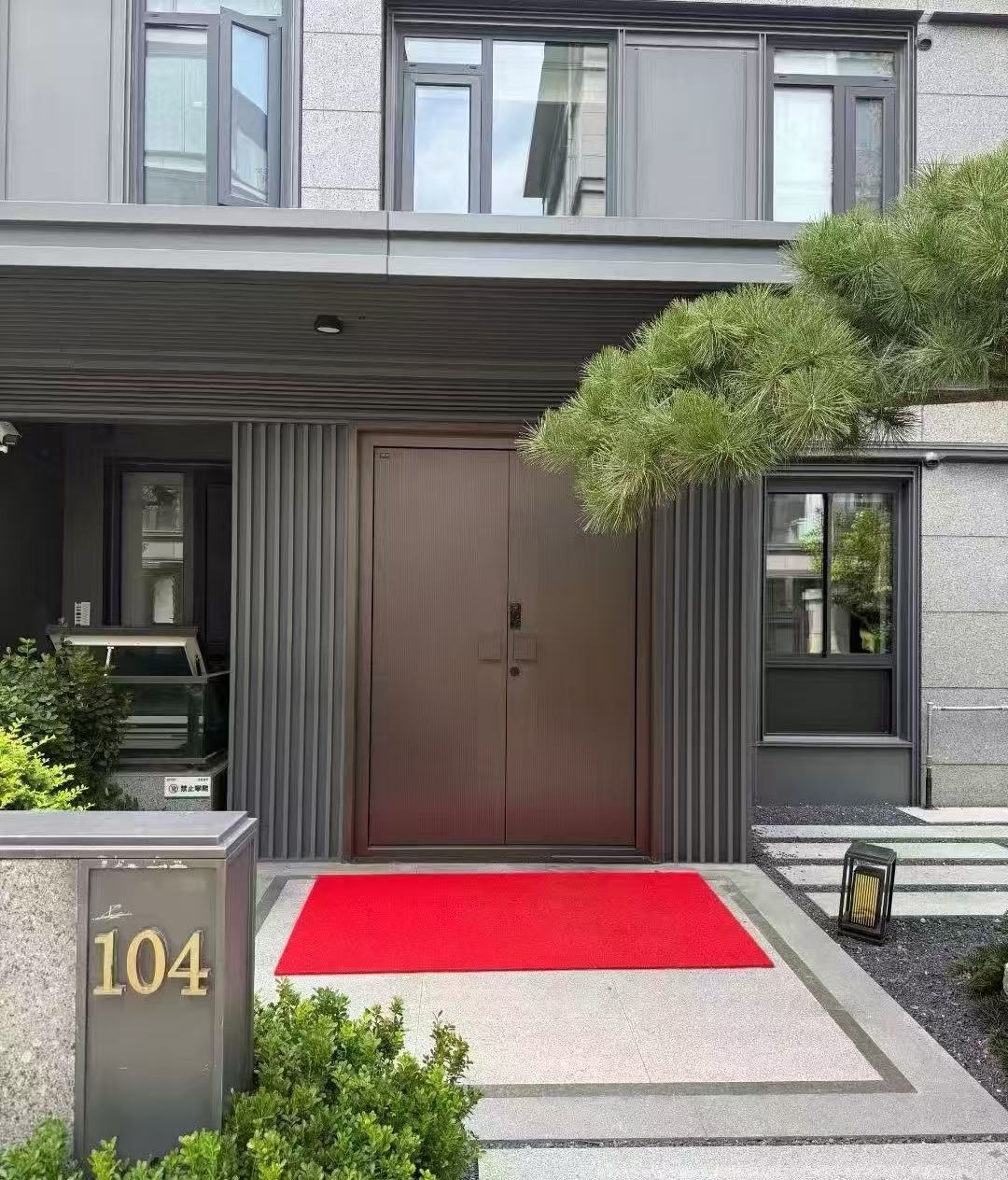 TINNO极简大宅门 | 低调里藏着不动声色的高级感