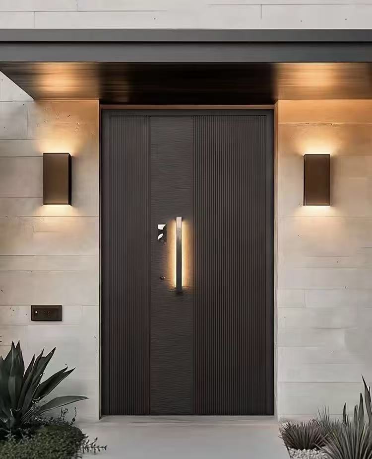 TINNO 意式极简竖纹入户门｜以光影肌理，重构现代住宅的静