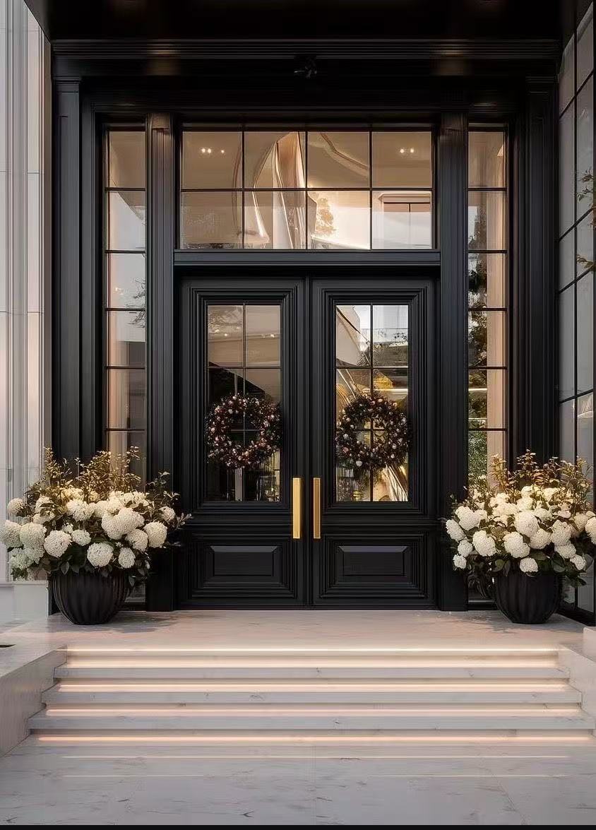 TINNO 经典格纹入户门｜以黑金礼制，镌刻世家大宅的永恒威